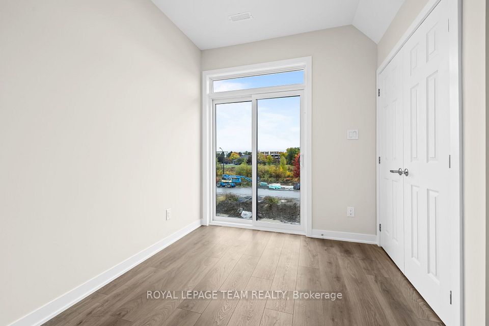 434 Stargrass Private, Barrhaven, ON K2J 6G3 11