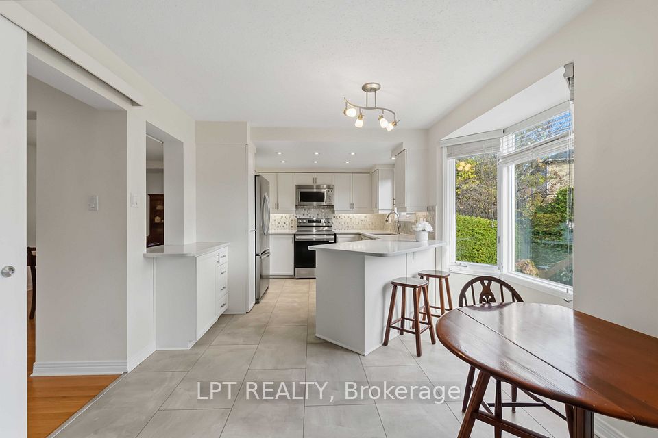 36 Deer Moss Trail, Stittsville - Munster - Richmond, ON K2S 1C9 6