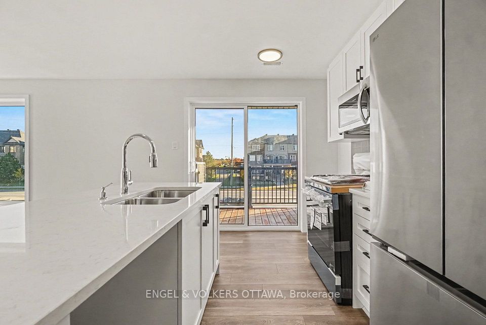 201 Glenroy Gilbert Drive 27, Barrhaven, ON K2J 7N7 6