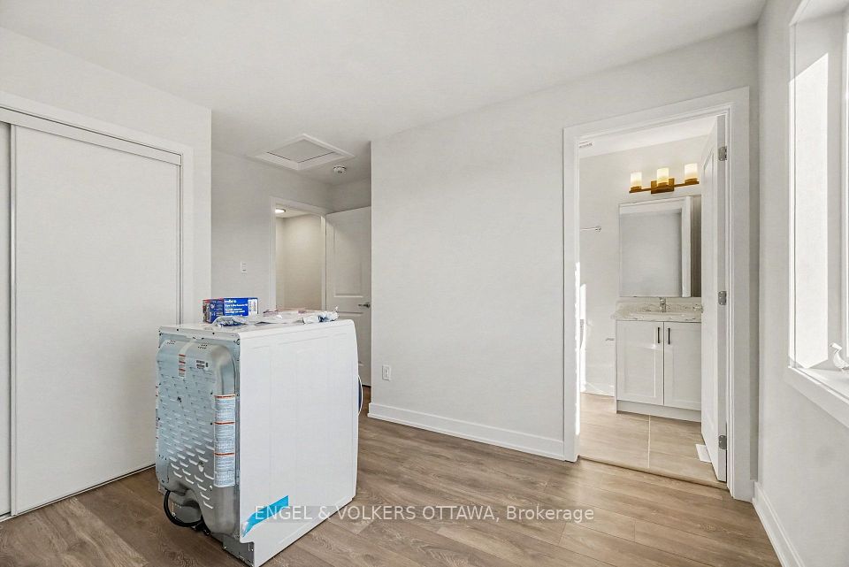 201 Glenroy Gilbert Drive 27, Barrhaven, ON K2J 7N7 12