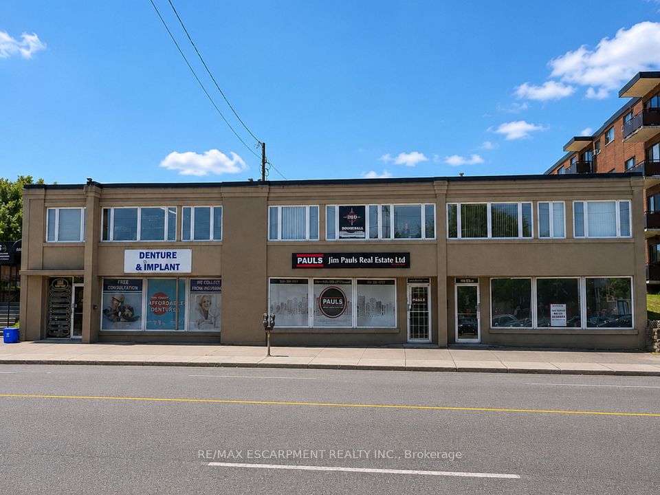 660 Fennell Avenue E 2, Hamilton, ON L8V 1V1