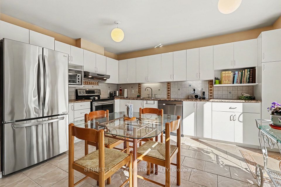 369 Stoneway Drive, Barrhaven, ON K2G 6G8 4