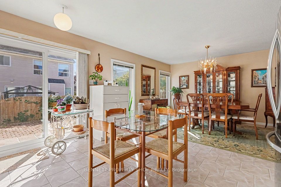 369 Stoneway Drive, Barrhaven, ON K2G 6G8 6