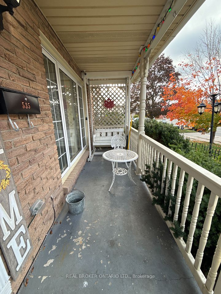 535 Elgin Street N Main, Cambridge, ON N1R 6A2 2