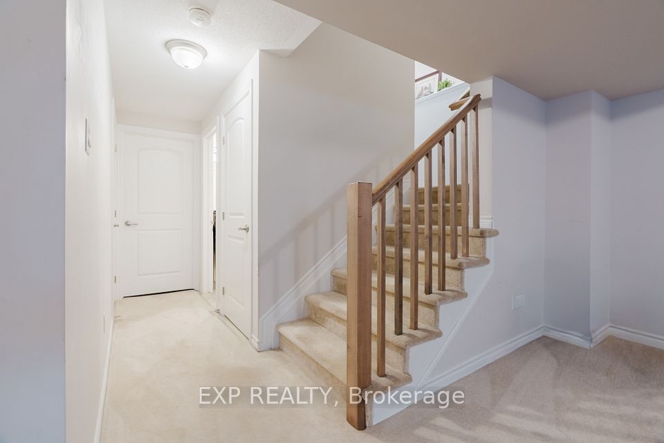 30 Coppermine Street, Barrhaven, ON K2J 6P6 11