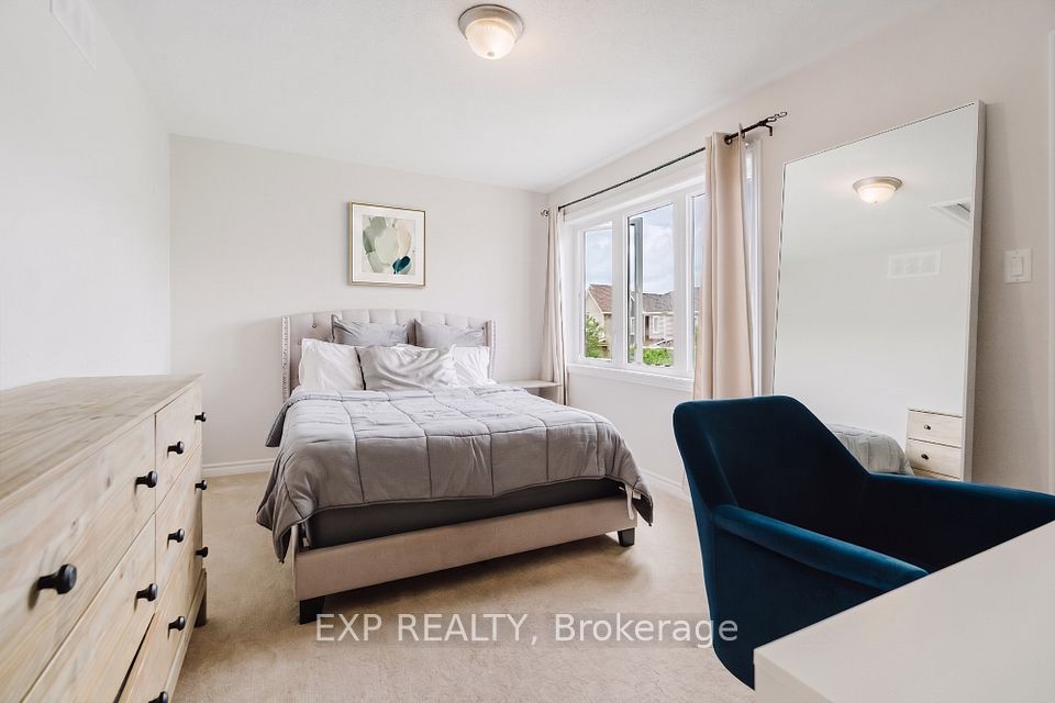 30 Coppermine Street, Barrhaven, ON K2J 6P6 7