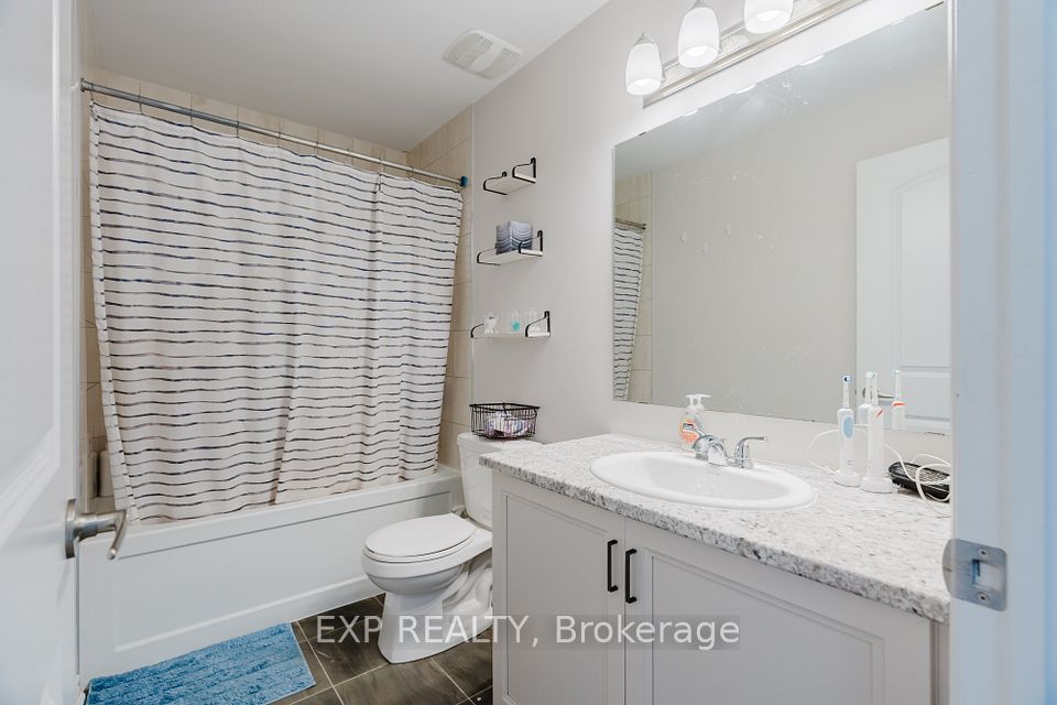 30 Coppermine Street, Barrhaven, ON K2J 6P6 9