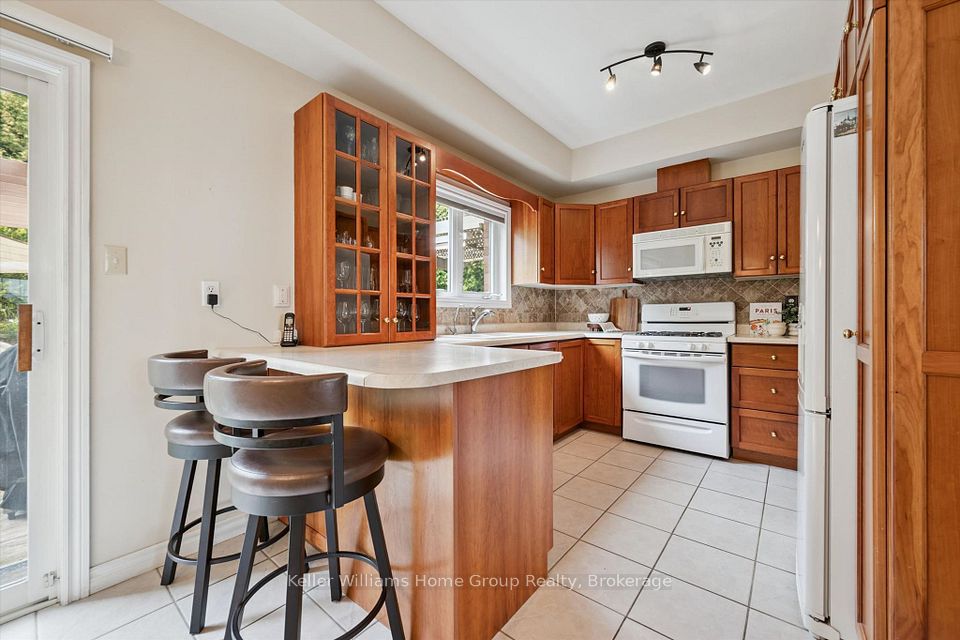 487 St Andrew Street E, Centre Wellington, ON N1M 3V6 14