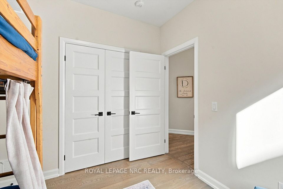 23 Campbell Street, Thorold, ON L2V 0J3 8