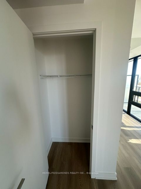 91 JOHN Street N 2309, Hamilton, ON L8R 1H7 11