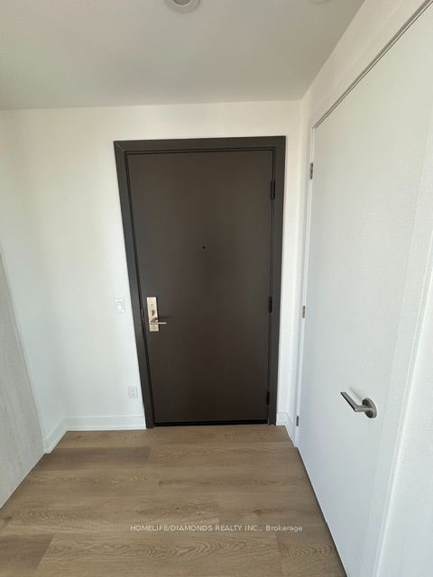 91 JOHN Street N 2309, Hamilton, ON L8R 1H7 6