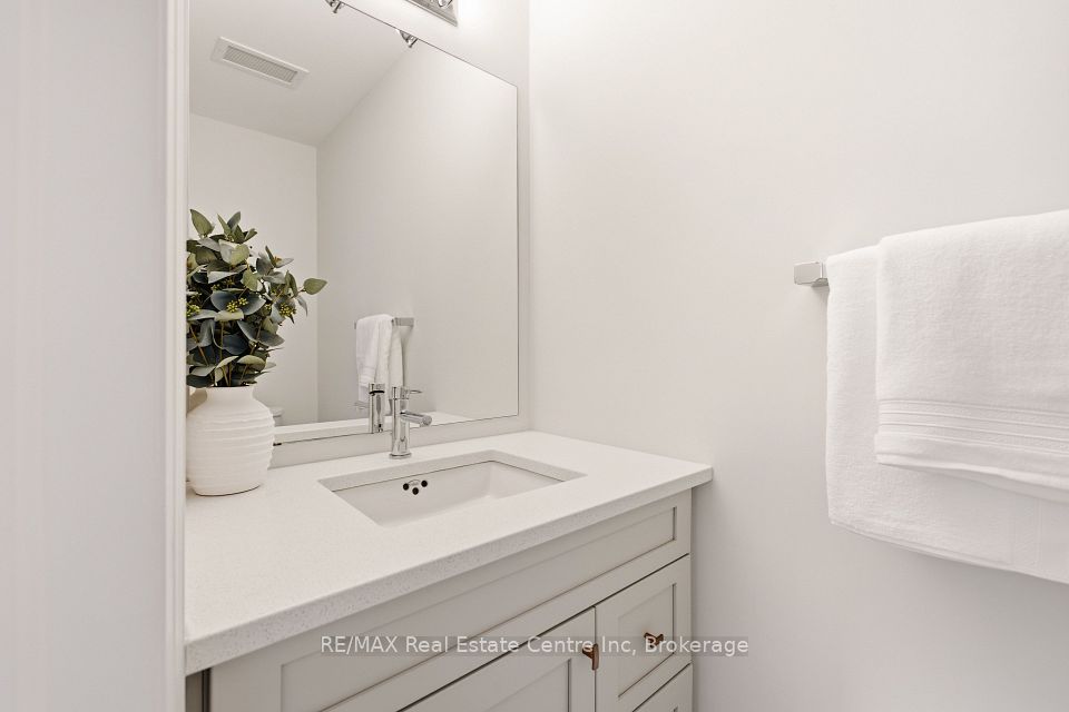 19 STUMPF Street 310, Centre Wellington, ON N0B 1S0 9