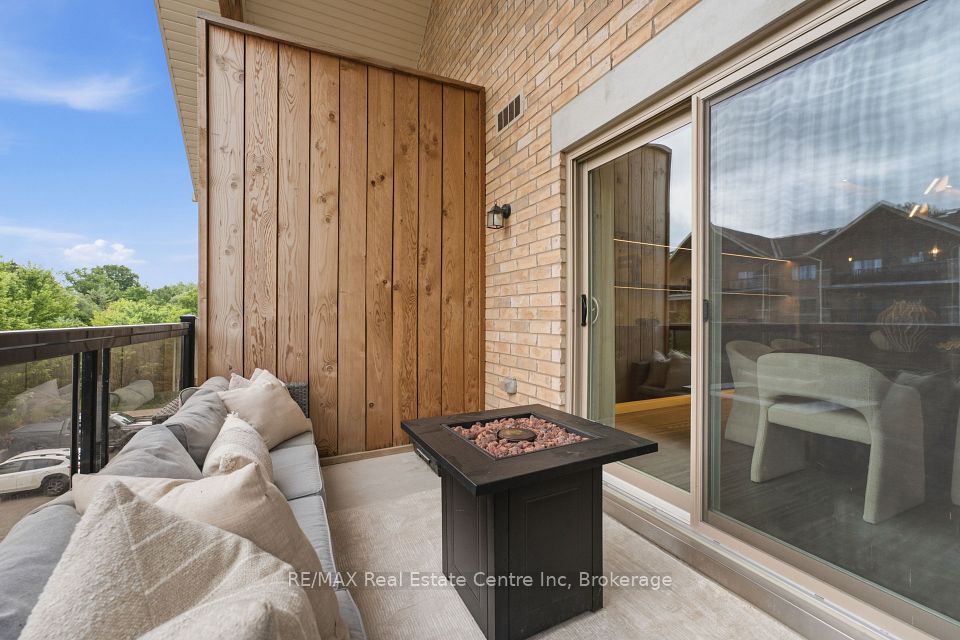 19 STUMPF Street 310, Centre Wellington, ON N0B 1S0 16