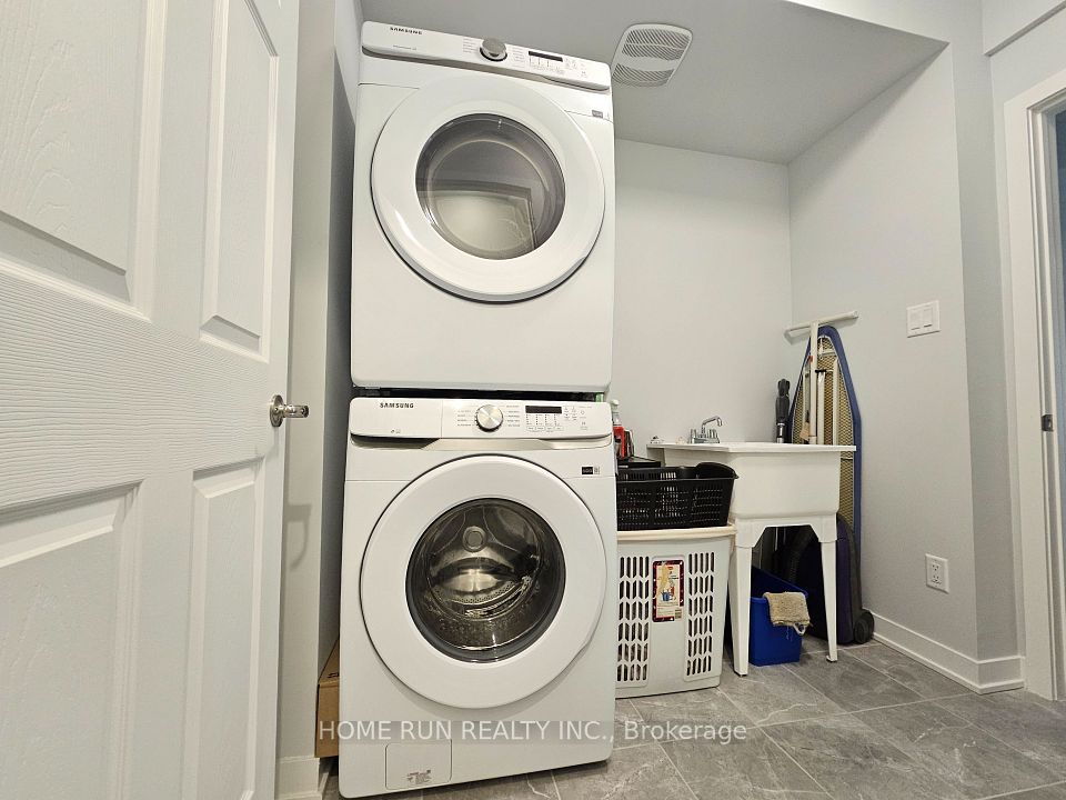 312 Parallax Private, Barrhaven, ON K2J 7B3 19