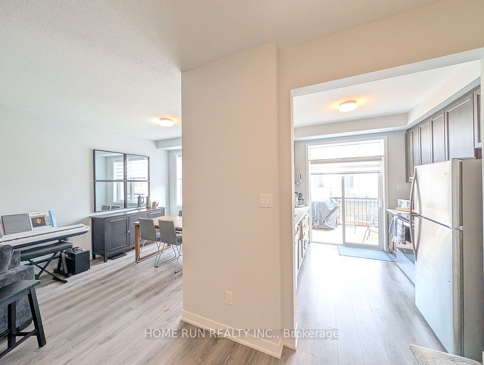 312 Parallax Private, Barrhaven, ON K2J 7B3 6