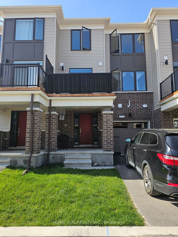 Att/Row/Townhouse at 312 Parallax Private, Barrhaven, ON K2J 7B3