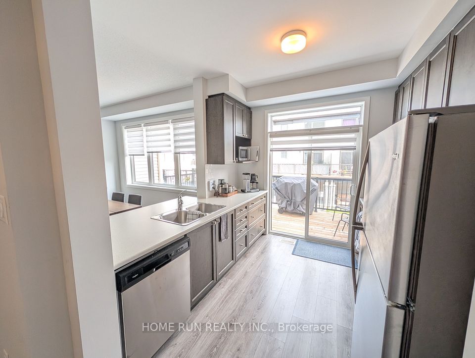 312 Parallax Private, Barrhaven, ON K2J 7B3 4