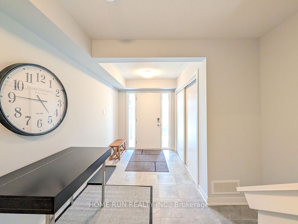 312 Parallax Private, Barrhaven, ON K2J 7B3 2