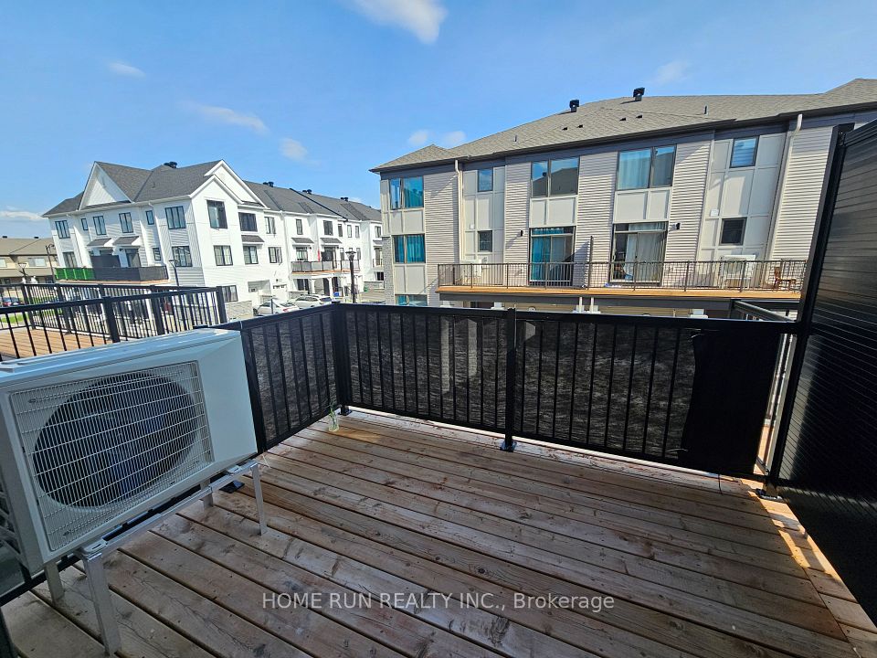 312 Parallax Private, Barrhaven, ON K2J 7B3 11