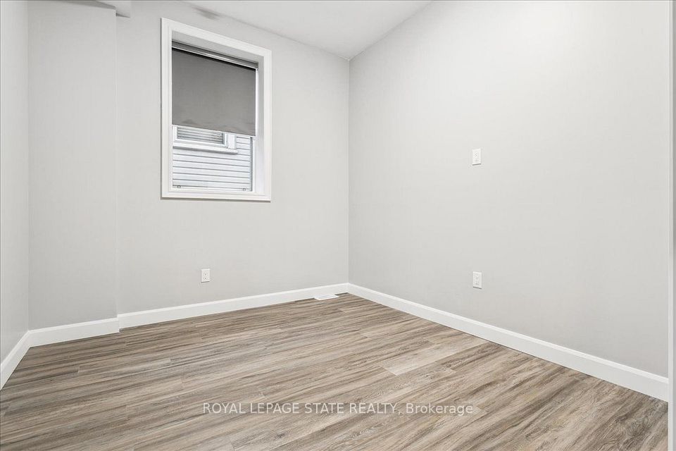 800 Beach Boulevard 2, Hamilton, ON L8H 6Z3 21