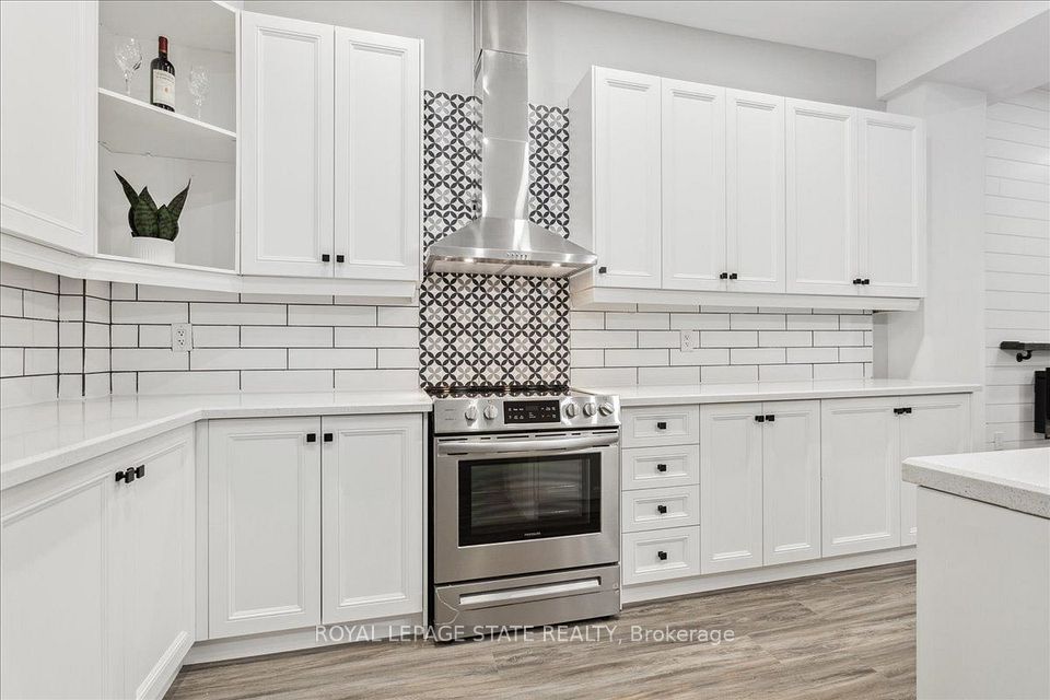 800 Beach Boulevard 2, Hamilton, ON L8H 6Z3 14