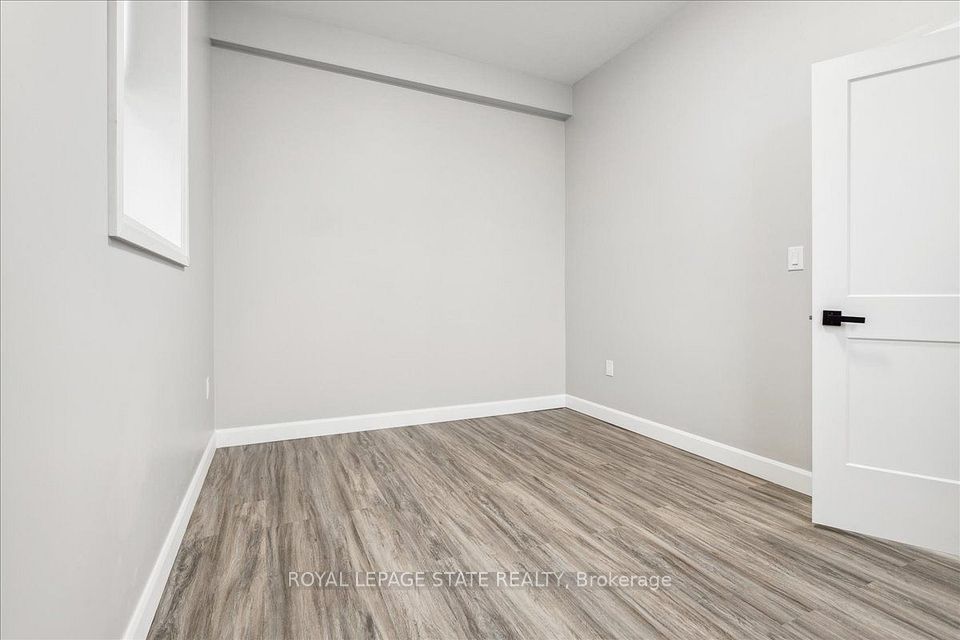 800 Beach Boulevard 2, Hamilton, ON L8H 6Z3 20