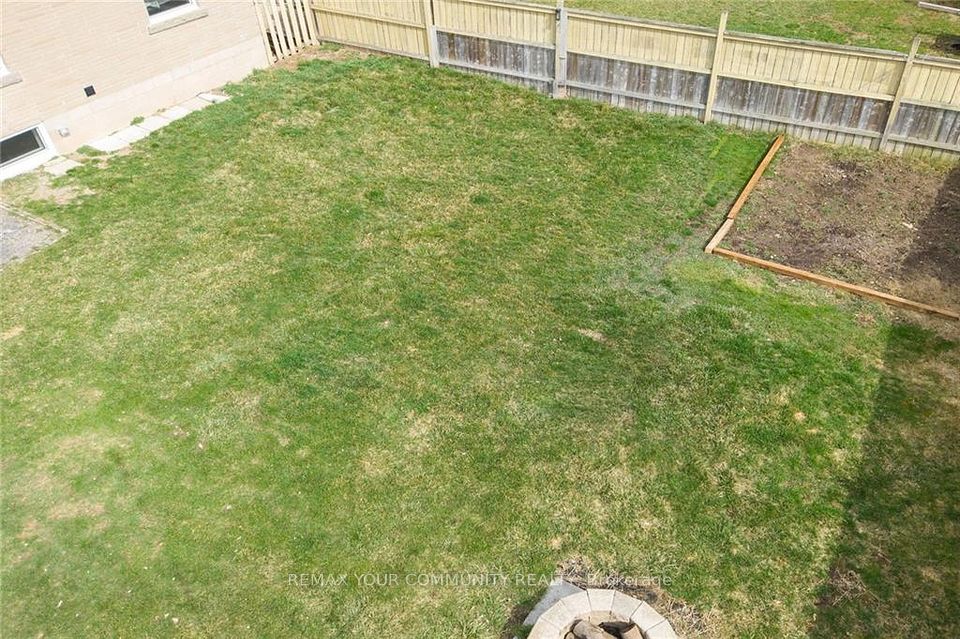 52 Elliott Avenue Upper, Hamilton, ON L8T 2H8 18