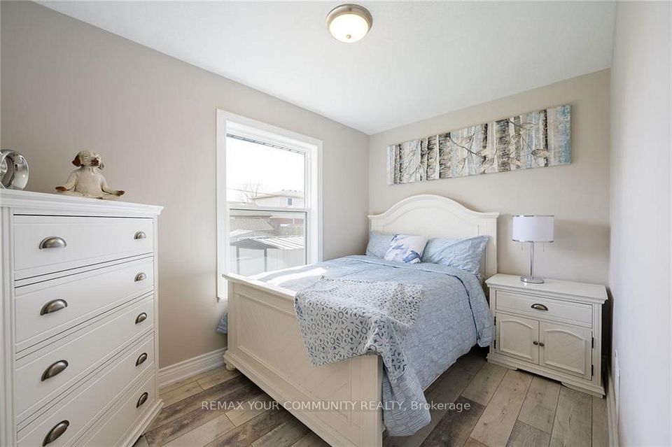 52 Elliott Avenue Upper, Hamilton, ON L8T 2H8 13