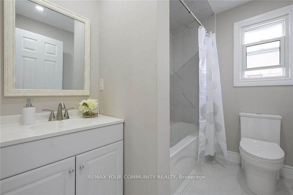 52 Elliott Avenue Upper, Hamilton, ON L8T 2H8 14