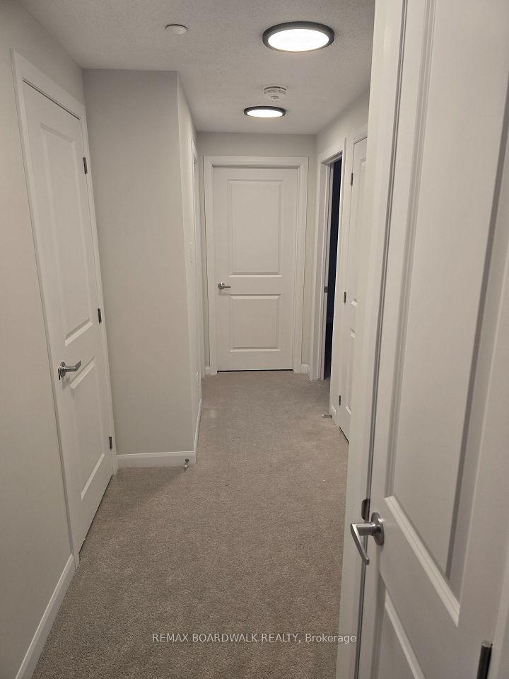1001 Glenroy Gilbert Drive, Barrhaven, ON K2J 5G3 10