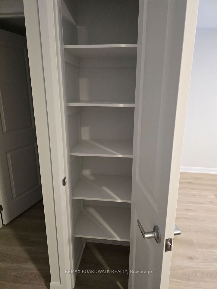1001 Glenroy Gilbert Drive, Barrhaven, ON K2J 5G3 7