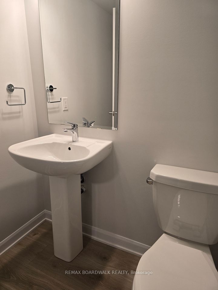 1001 Glenroy Gilbert Drive, Barrhaven, ON K2J 5G3 12