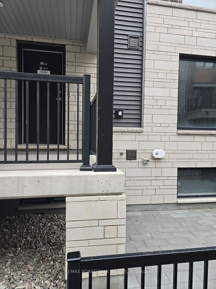 1001 Glenroy Gilbert Drive, Barrhaven, ON K2J 5G3 2