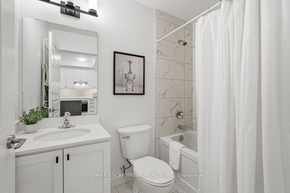 461 Green Street 206, Hamilton, ON L8E 0L5 17