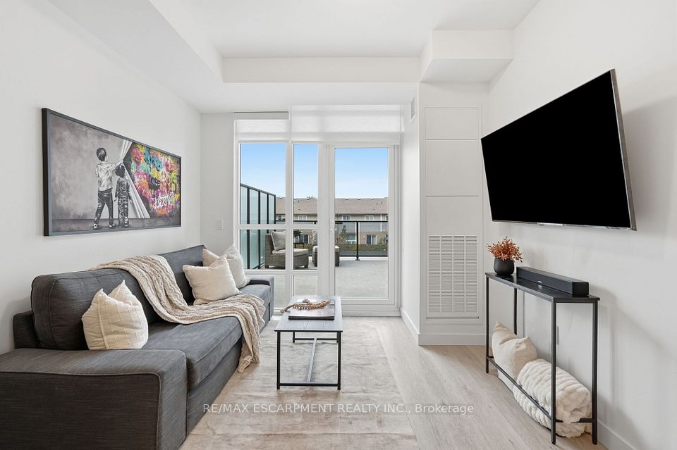 461 Green Street 206, Hamilton, ON L8E 0L5 12