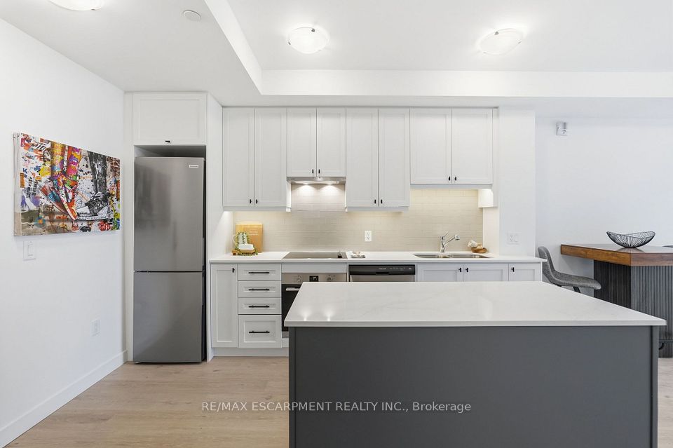 461 Green Street 206, Hamilton, ON L8E 0L5 7