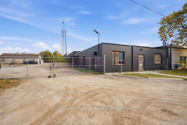 182 Chatham Street 3, Hamilton, ON L8P 2B6 6