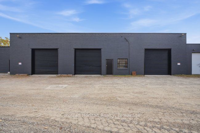182 Chatham Street 3, Hamilton, ON L8P 2B6 4