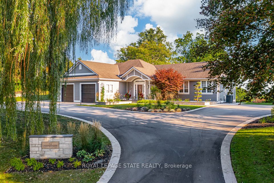 14 Oak Avenue, Hamilton, ON L9H 4Y7 2