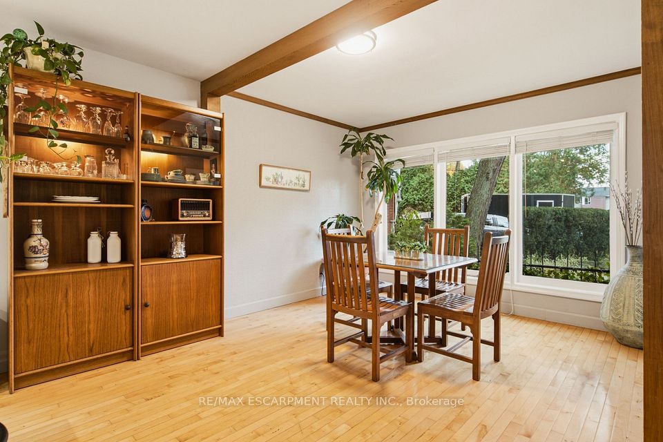7 Hatfield Place, Hamilton, ON L9H 4J7 12