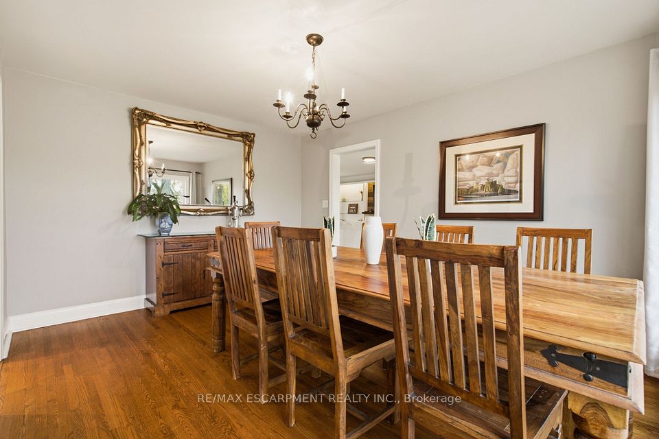 7 Hatfield Place, Hamilton, ON L9H 4J7 15
