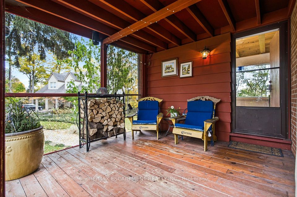 7 Hatfield Place, Hamilton, ON L9H 4J7 20