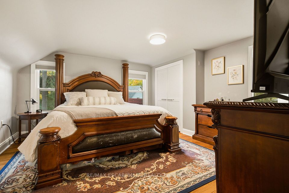 7 Hatfield Place, Hamilton, ON L9H 4J7 22