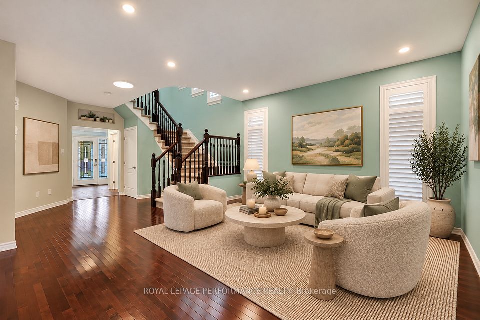 816 Azure Street, Orleans - Cumberland and Area, ON K4A 0T7 5