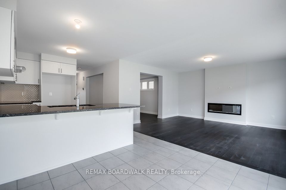 132 Yearling Circle, Stittsville - Munster - Richmond, ON K0A 2Z0 13