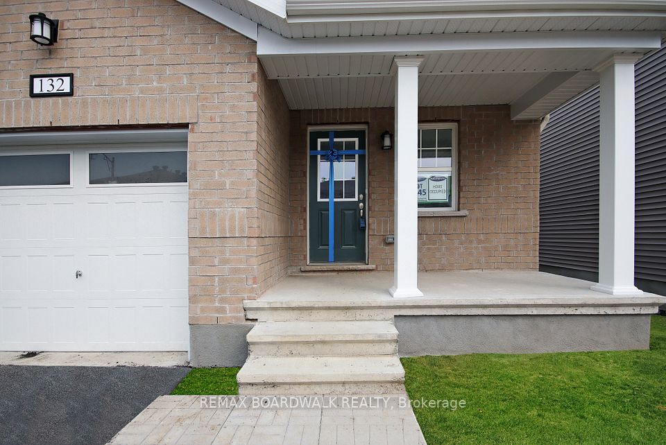132 Yearling Circle, Stittsville - Munster - Richmond, ON K0A 2Z0 2