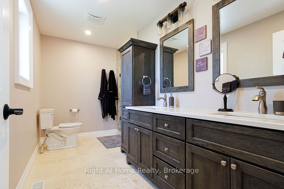 367 Golf Club Road, Hamilton, ON L0R 1P0 22
