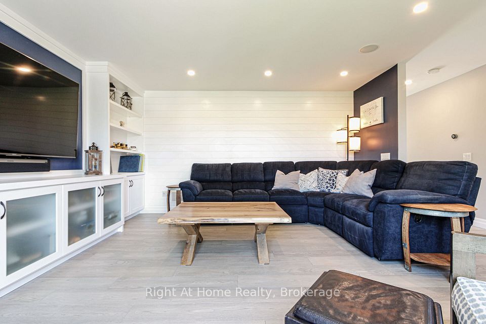 367 Golf Club Road, Hamilton, ON L0R 1P0 7