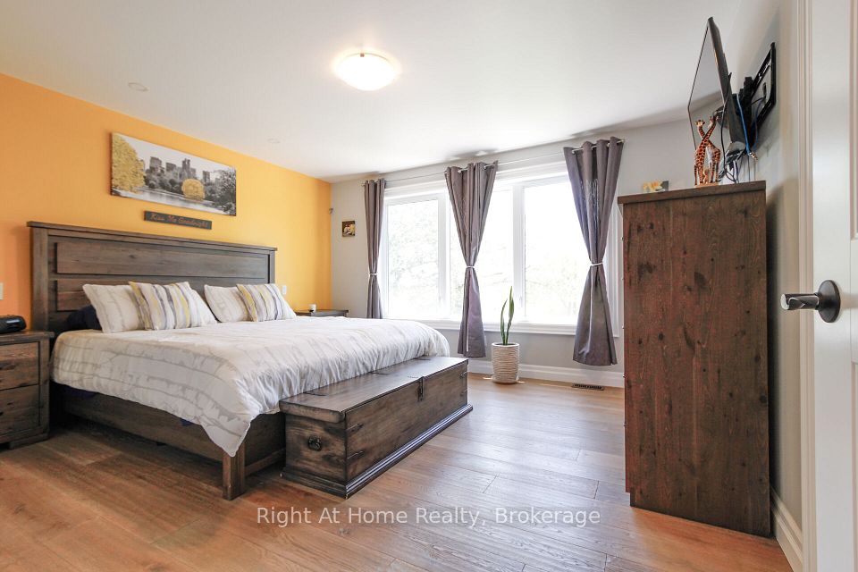367 Golf Club Road, Hamilton, ON L0R 1P0 20
