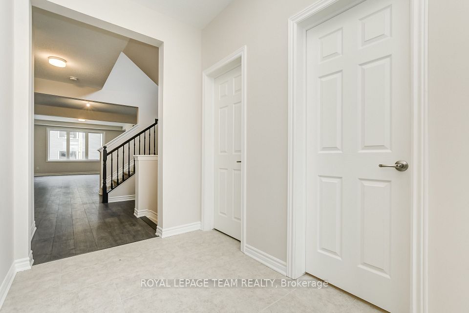 13 RACEMOSE Street, Barrhaven, ON K2J 6Z9 3